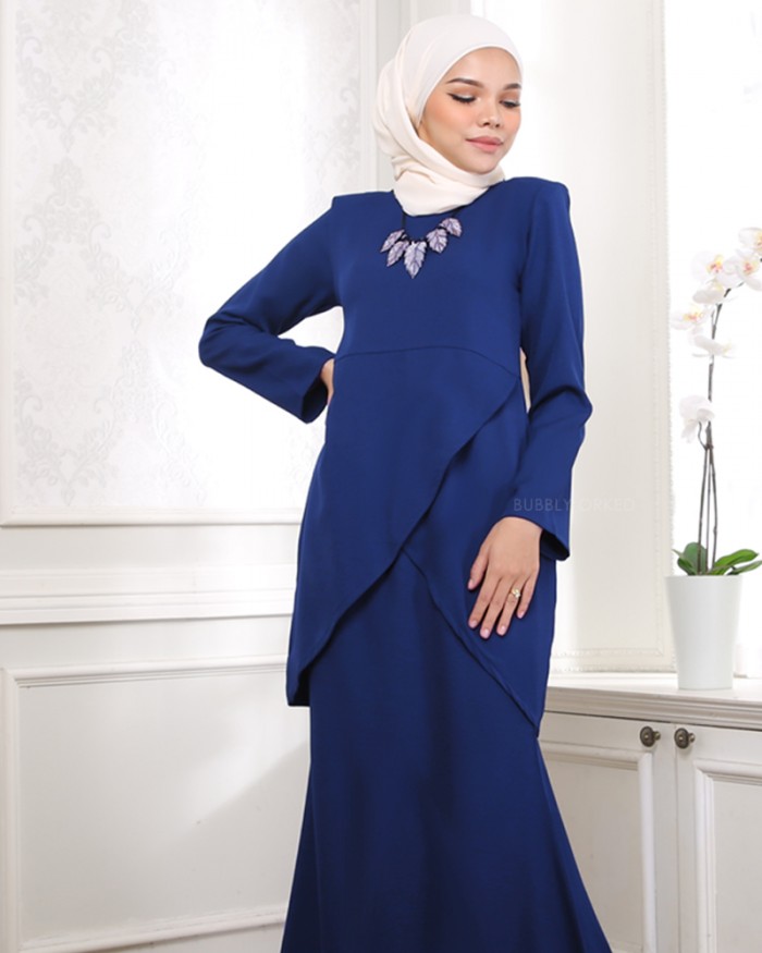 Maharani Kurung in Royal Blue