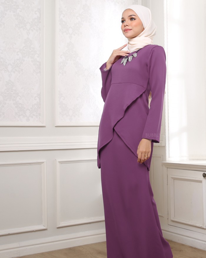 Maharani Kurung in Dusty Purple