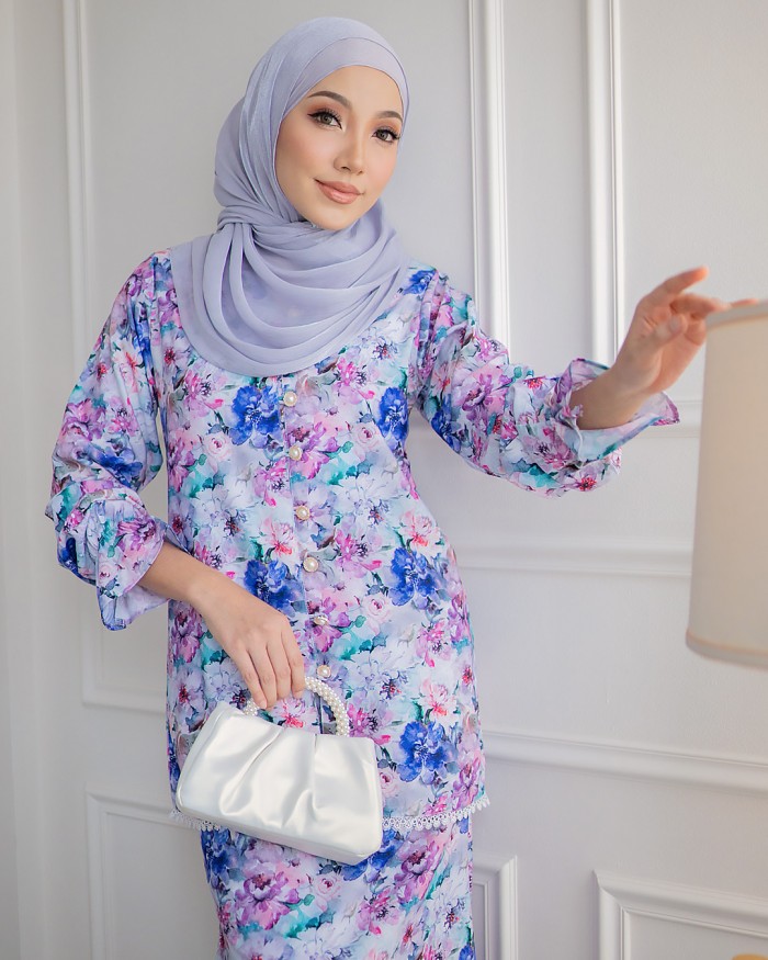 Bianca Kurung in French Blue