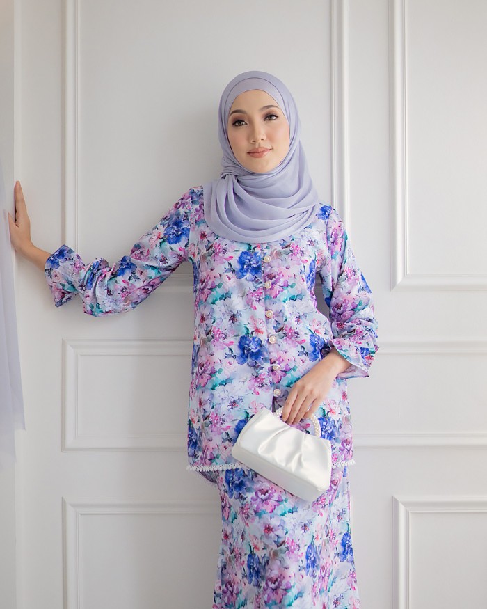 Bianca Kurung in French Blue