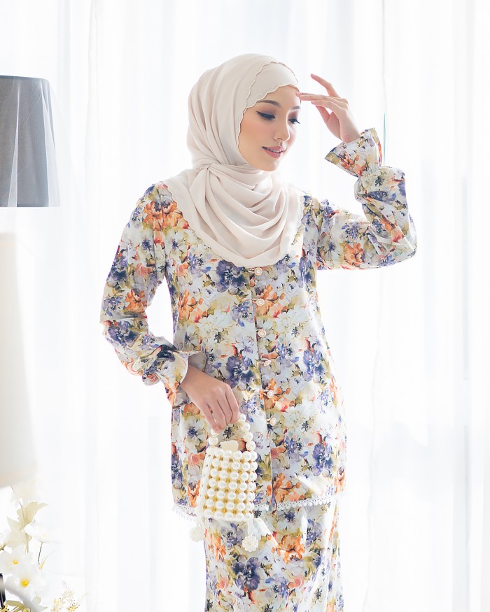 Bianca Kurung in Pretty Yellow