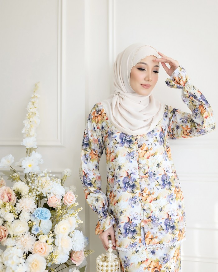 Bianca Kurung in Pretty Yellow