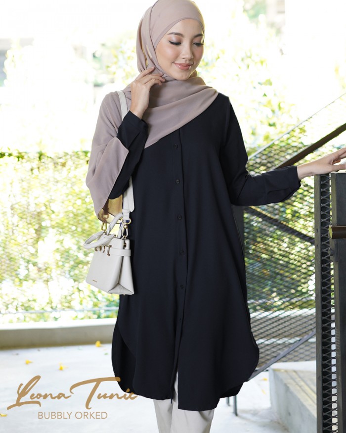 Leona Tunic in Sexy Black