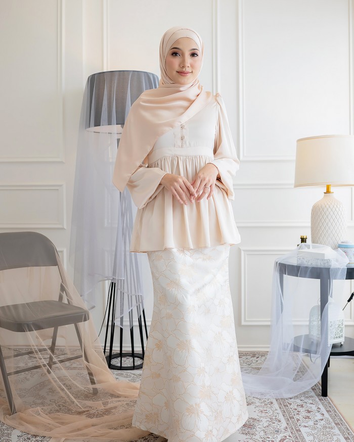 [Ltd. Ed] Regina Peplum in Luxe Creme