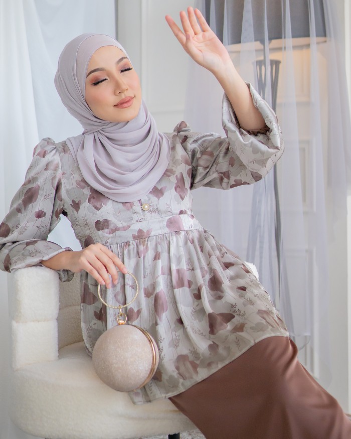 [Ltd. Ed] Thalia Peplum in Choc Mousse