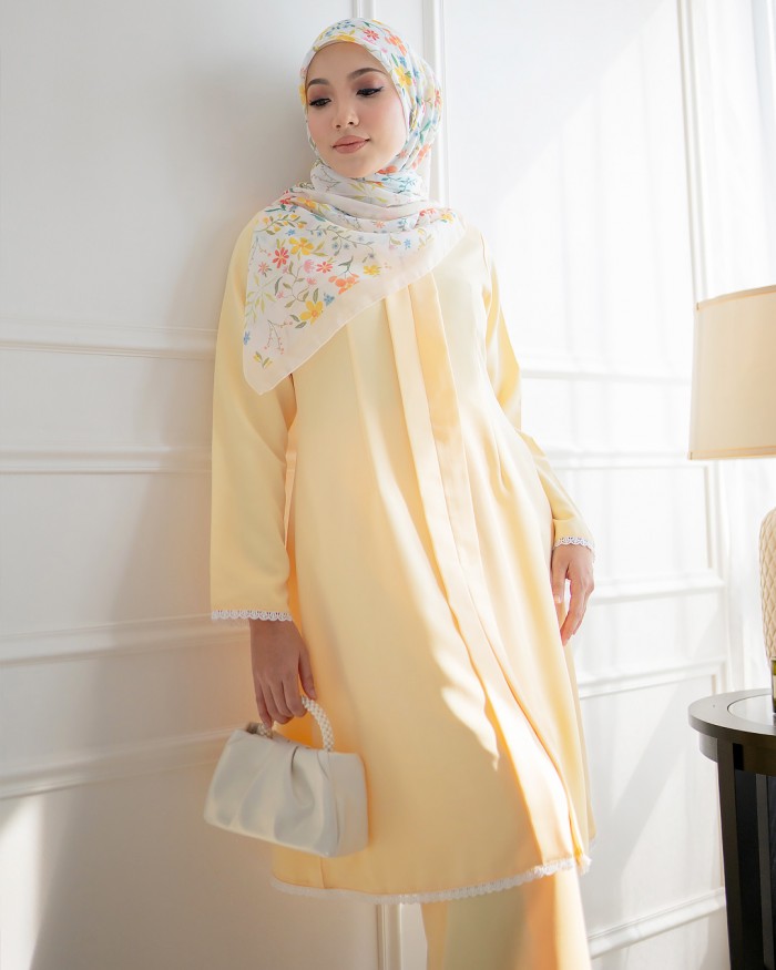 Tun Teja  in Pastel Yellow