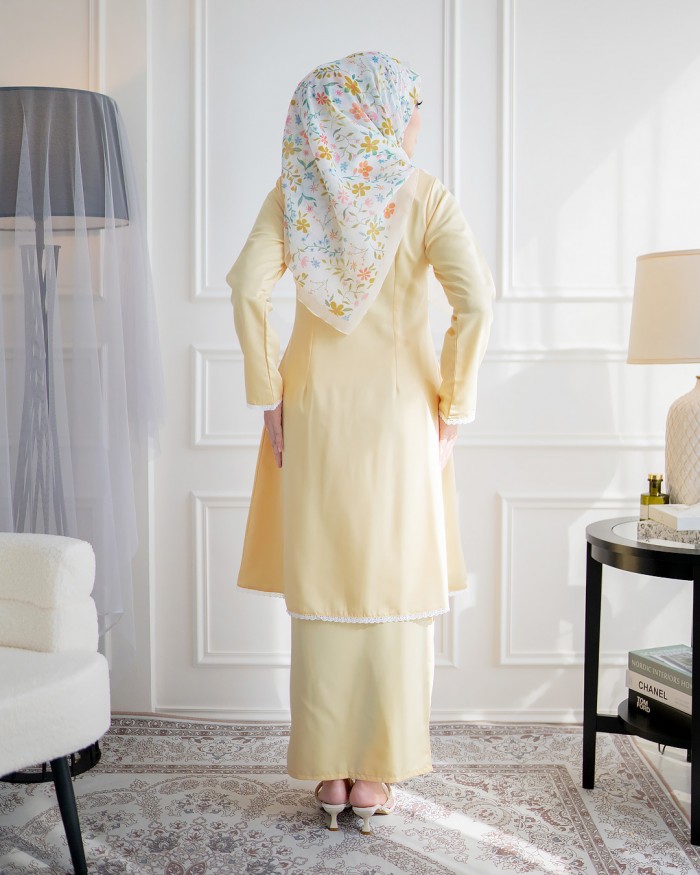 Tun Teja  in Pastel Yellow