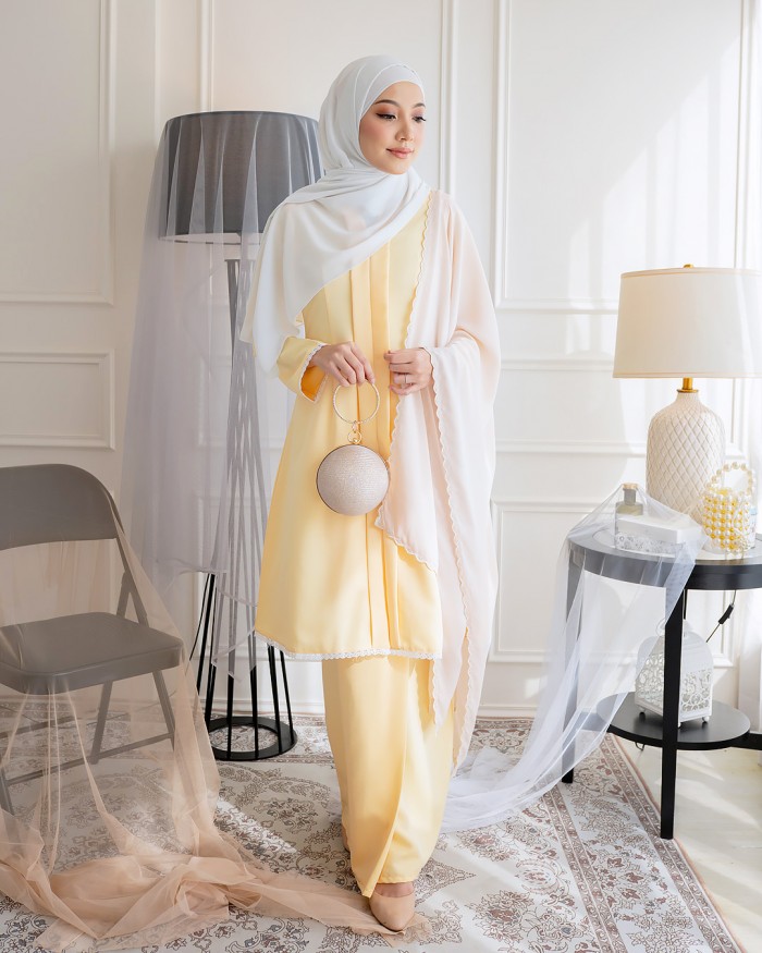 Tun Teja  in Pastel Yellow