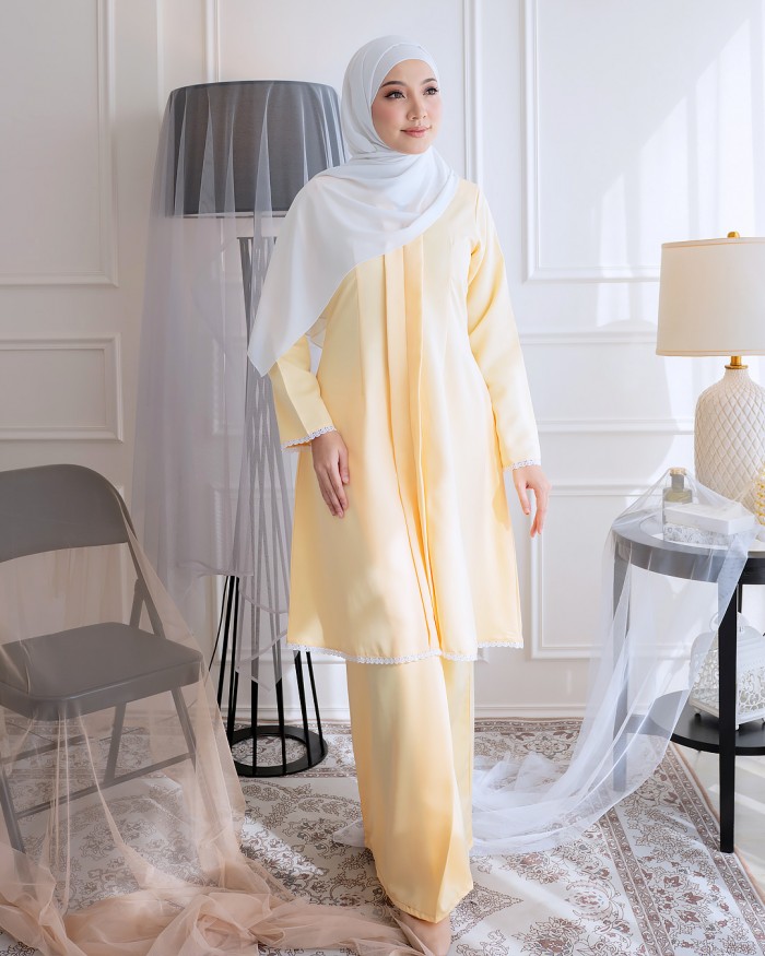 Tun Teja  in Pastel Yellow