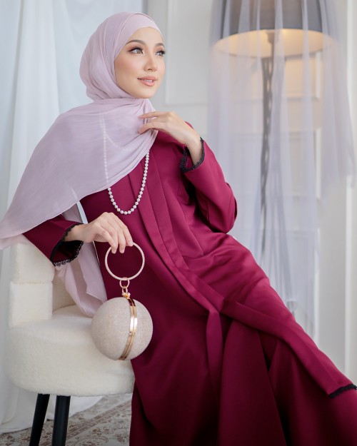 Tun Teja  in Royal Maroon